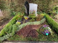 Grabpflege Friedhof am Heiligensee